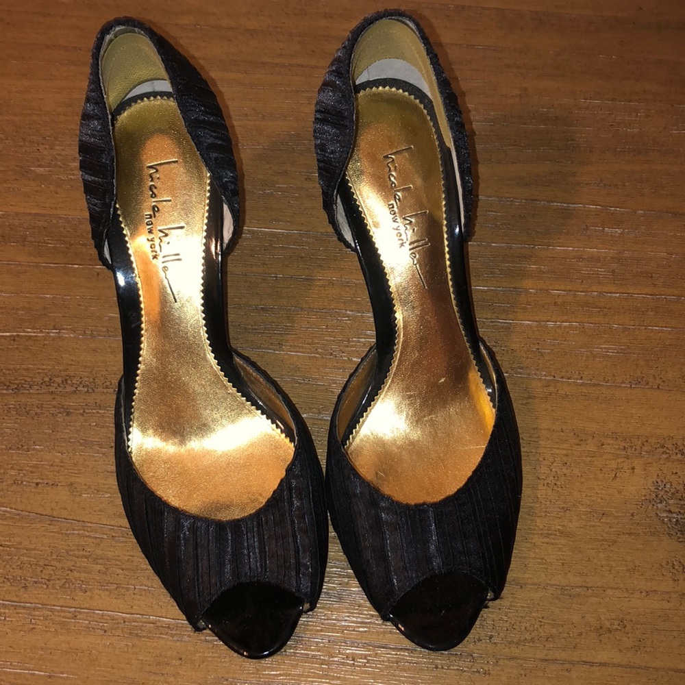 Black ribbed satin Nicole MillerNew York Heels